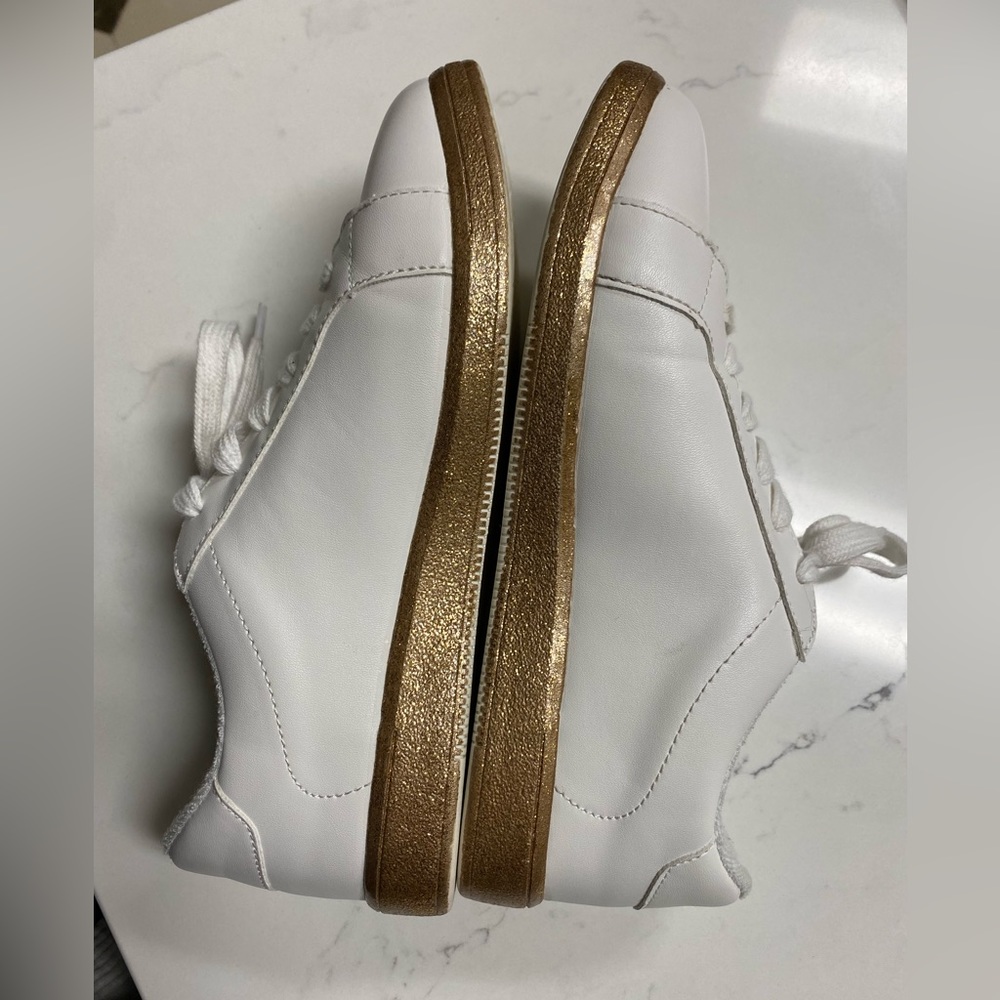 Torrid Size 8W White Faux Leather And Gold Sole Lace-Up Sneaker - Picture 3 of 11